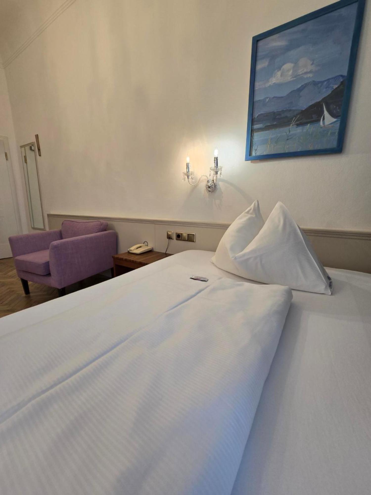 Boutique Hotel Goldenes Lamm Villach Exterior foto